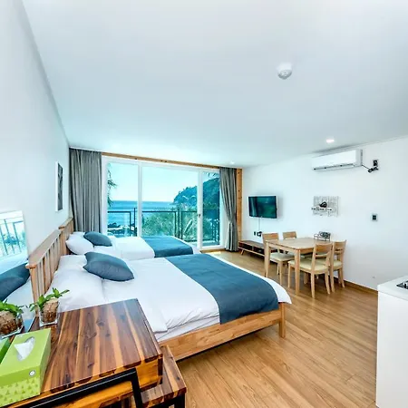 Jeju Aurum Seogwipo Exterior photo