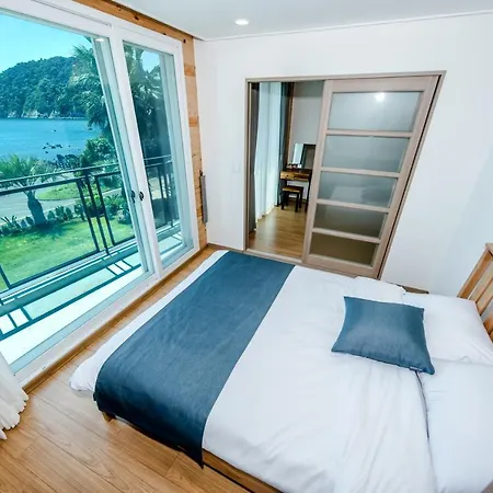 Jeju Aurum Seogwipo Exterior photo
