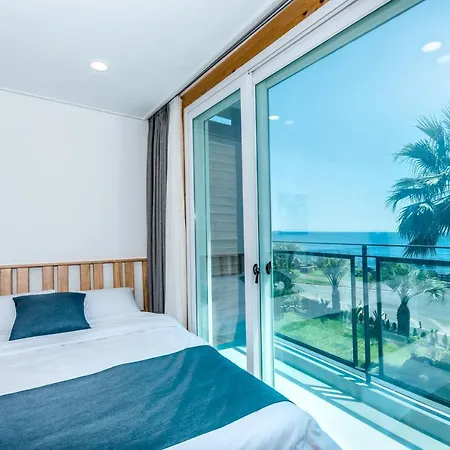 Jeju Aurum Seogwipo Exterior photo