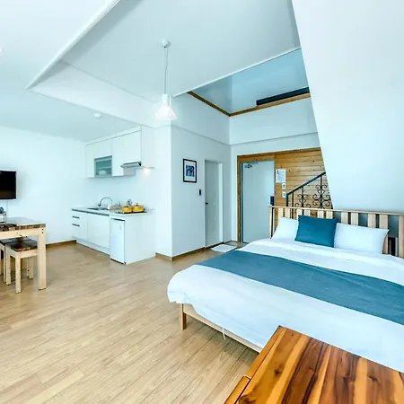 Jeju Aurum Seogwipo Exterior photo